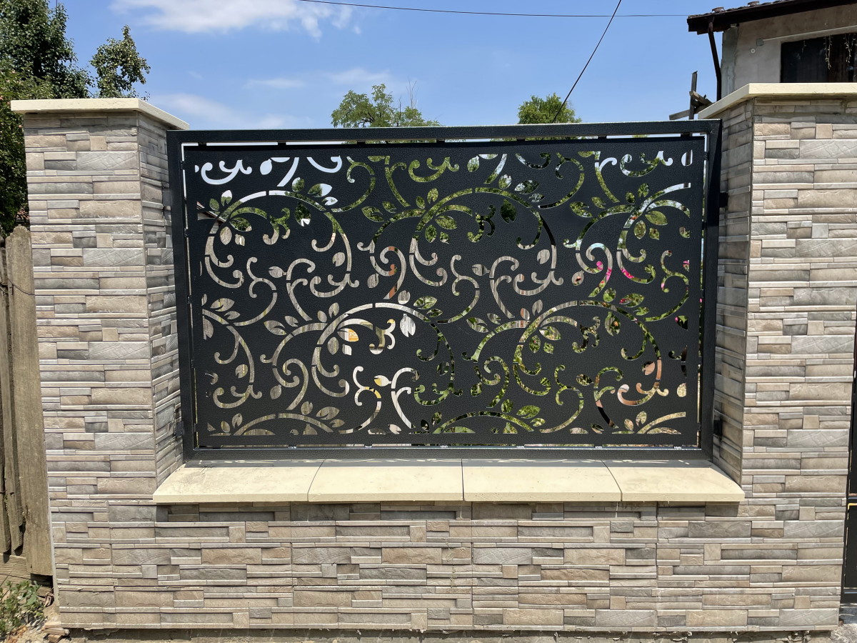 garduri metalice tabla decupata
