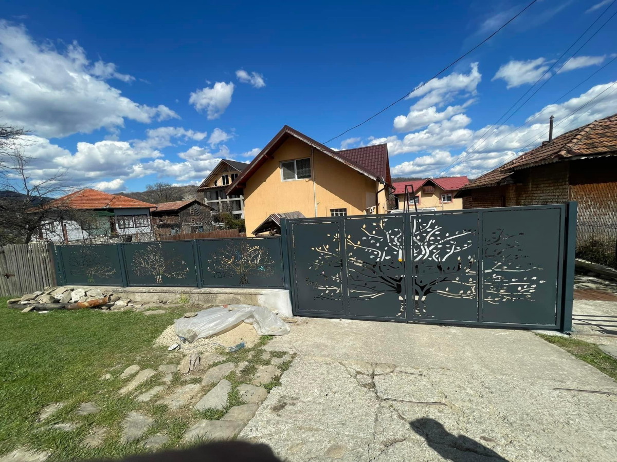 garduri metalice moderne